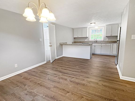 4th image of 151 Elon Pl