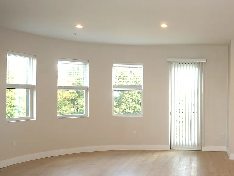 99 Moody St #5 — Photo 14