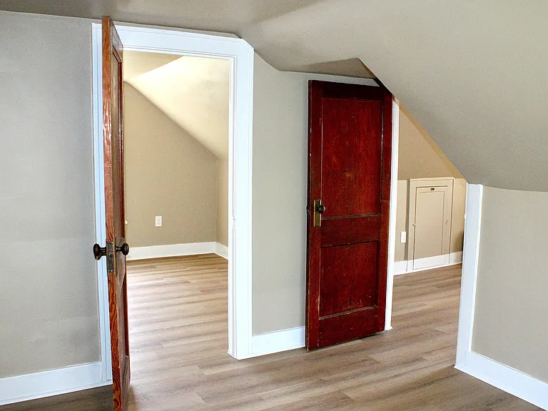 607 Boght Rd — Photo 9