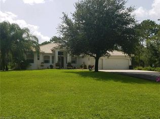 521 17th St SW, Naples, FL 34117