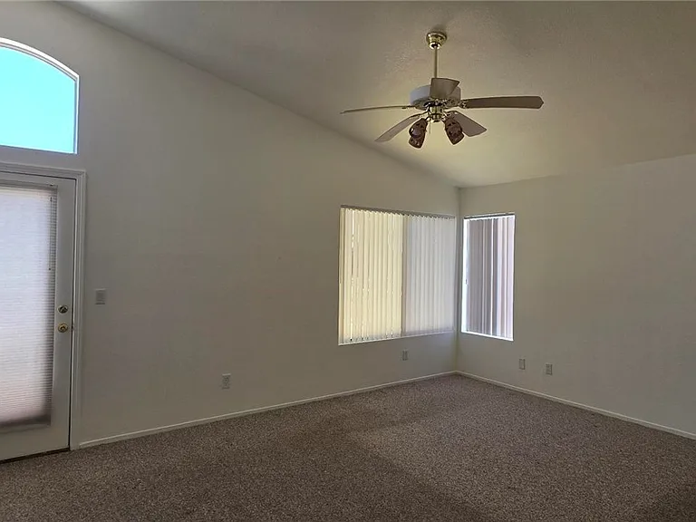 10509 Horseshoe Falls Ct — Photo 14