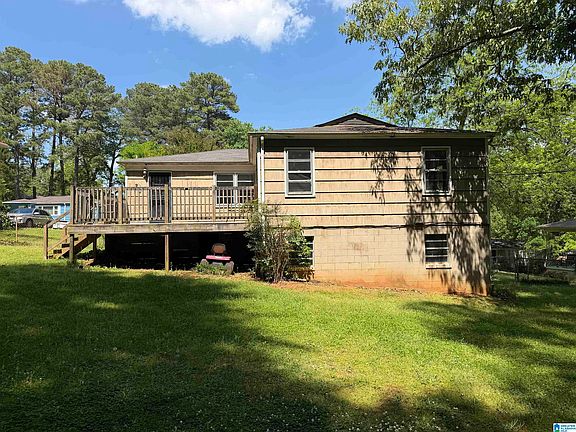 4th image of 109 Rose Dr