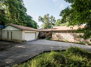 2105 Lakepoint Dr, Knoxville, TN 37922