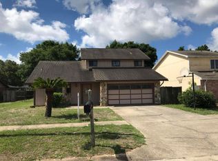 6 Cinderella Ln NW, Fort Walton Beach, FL 32547