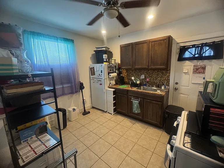 Desirable Euclid Neighborhood Apartment Building (Studio Apartments) & 2 Bedroom Single House - S... — Photo 33