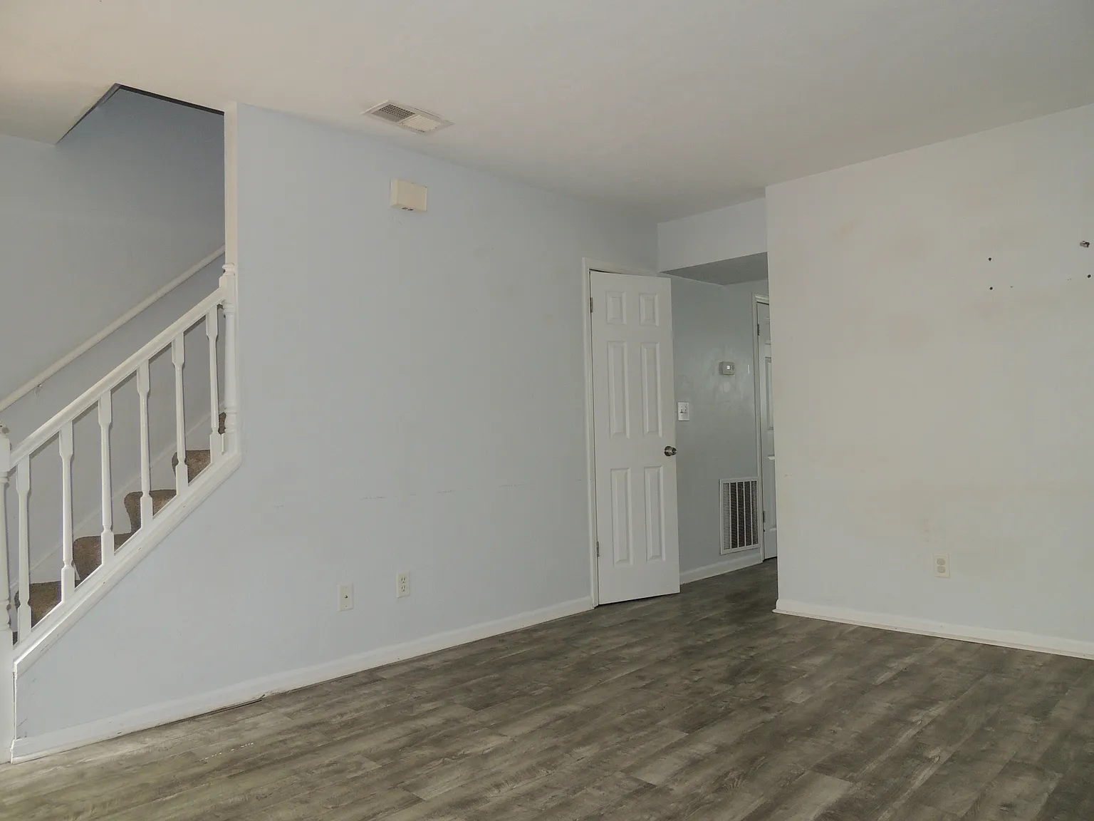 3701 SW 29th Terrace - 3 - C — Photo 3