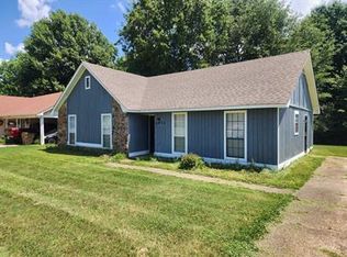 5028 Bartonwood Dr, Memphis, TN 38141