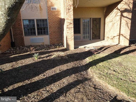 3rd image of 305 Village Heights Dr APT 126