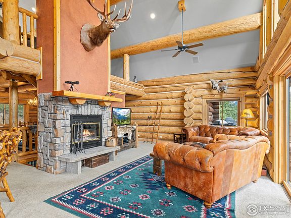 2nd image of 250 Muggins Gulch Ln