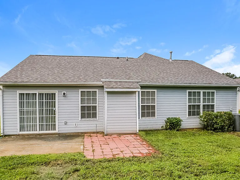5225 Hildreth Ct — Photo 16