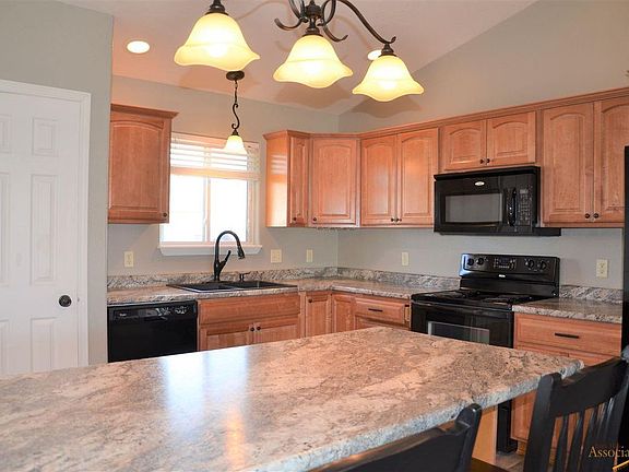 4th image of 4415 Davin Dr