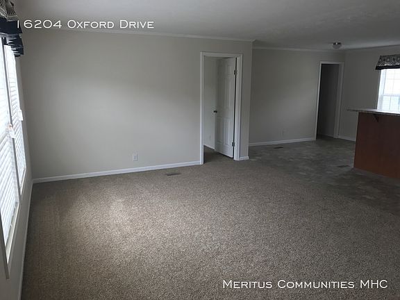 4th image of 16204 Oxford Ct