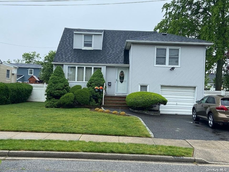 3606 Tuscala Street, Seaford, NY 11783 Zillow