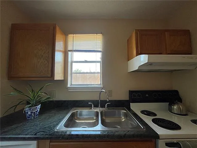 6629 Fleur De Lis Dr #6 — Photo 11
