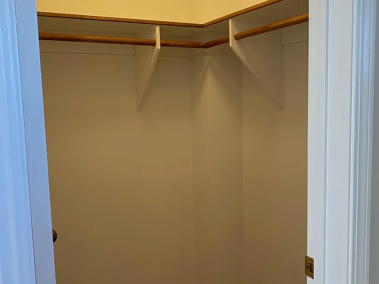 1117 Laguna Ave #5 — Photo 24