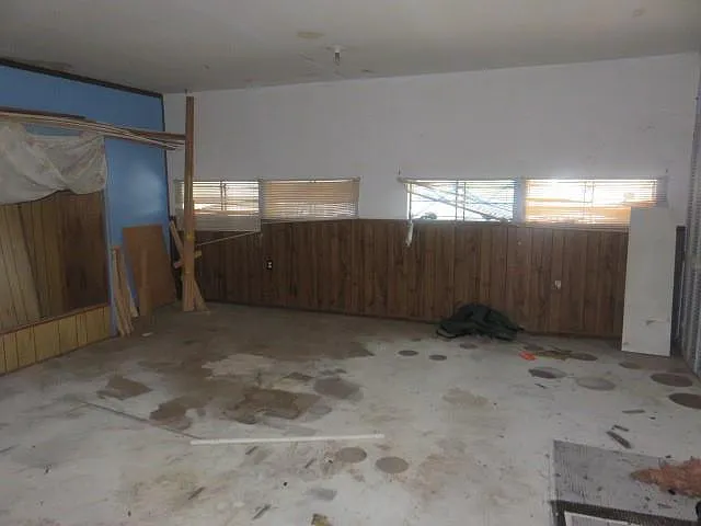 8811 Burford Ln — Photo 20