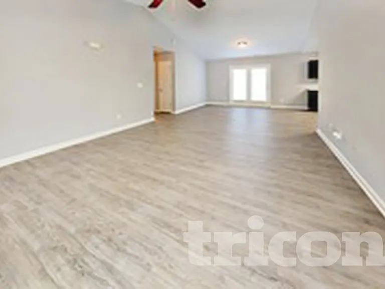 793 Sir Raleigh Dr — Photo 3