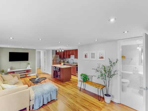 1306 Francisco Dr #2, Tallahassee, FL 32304