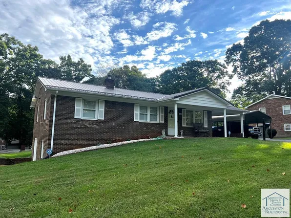 417 Longview Dr, Bassett, VA 24055