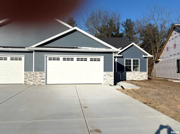 1717 Ambleside Dr, Springfield, IL 62711