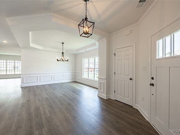 2nd image of 11422 Pine Willow Circle Gln
