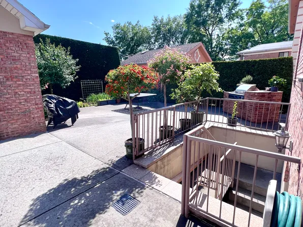 157-24 20th Road image 24 of 25