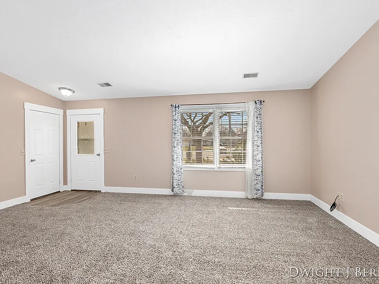 6705 North Dr — Photo 4