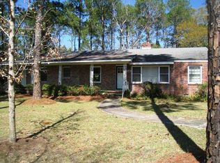 270 Tennyson St NE, Pelham, GA 31779