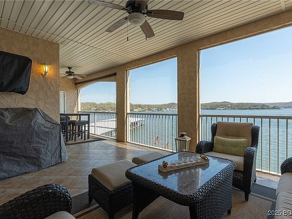 2nd image of 184 Plaza Gardens Ct Unit 3E