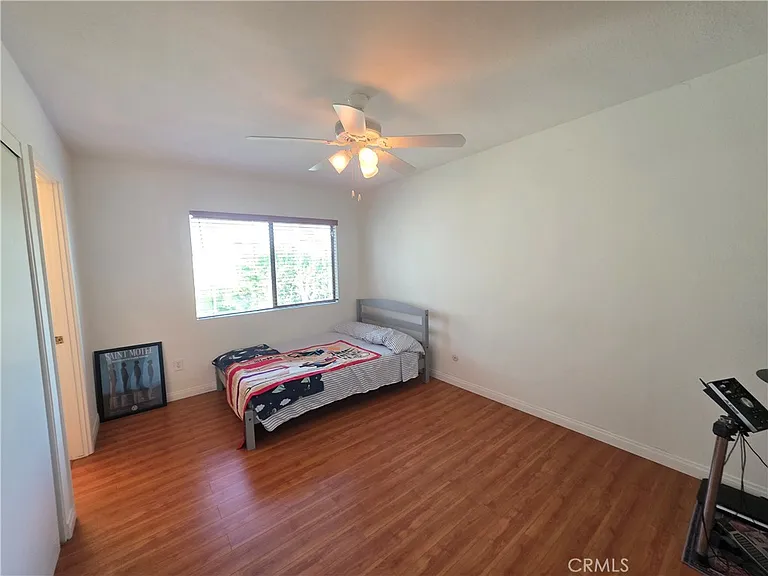 13963 Riverside Dr #13963 — Photo 12