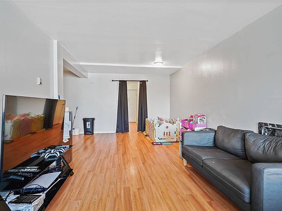 4th image of 84-29 153rd Ave Floor 3K-2