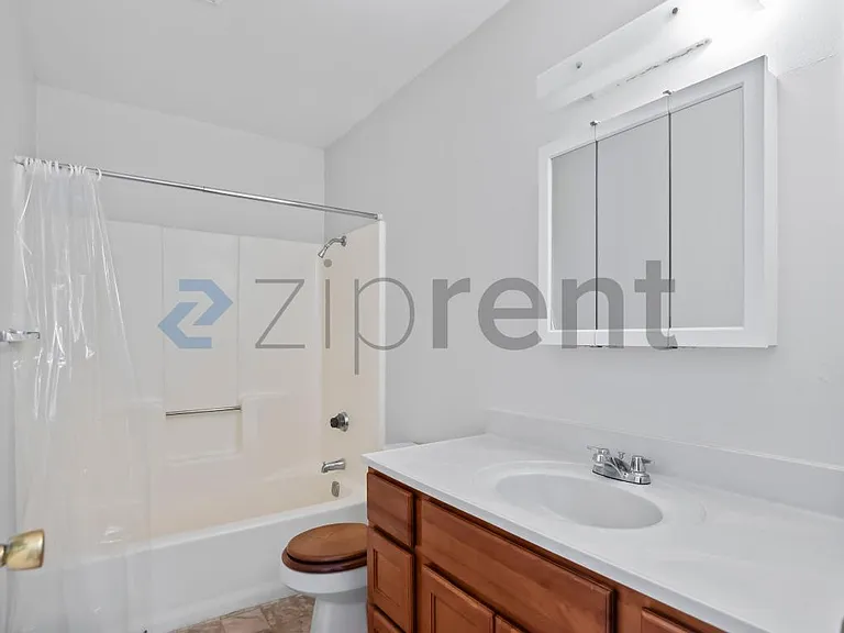 1185 Meadow Ln #109 — Photo 12