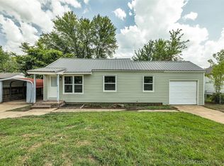 1214 E Line Ave, Sapulpa, OK 74066