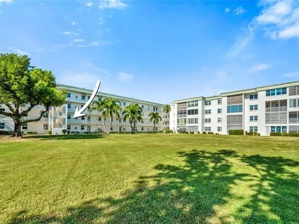 1580 Pine Valley Dr APT 217, Fort Myers, FL 33907