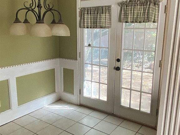 4th image of 2128 La Brisa Dr