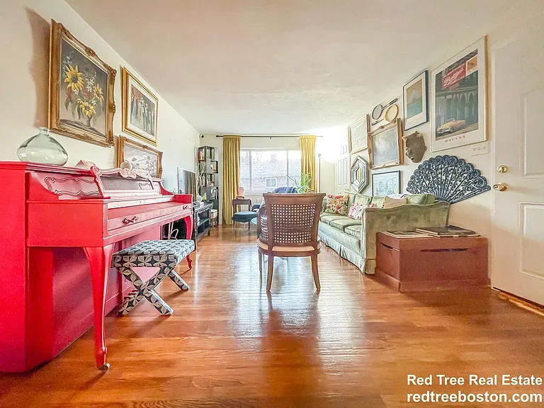 23 Oxford Cir #23 — Photo 3
