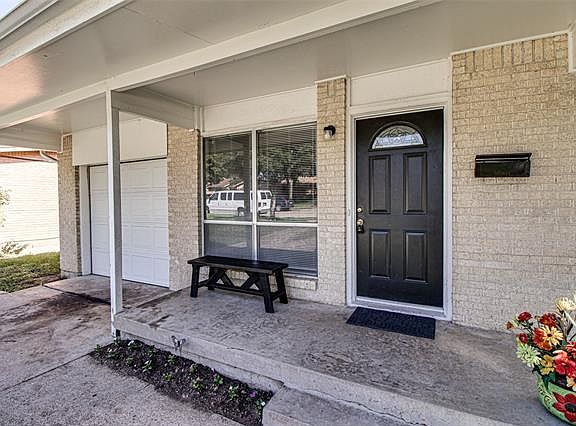 2nd image of 2211 Swansee Dr