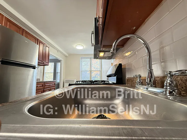 34-36 State St #E1 — Photo 3