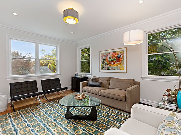 4th image of 101 Choate Ln