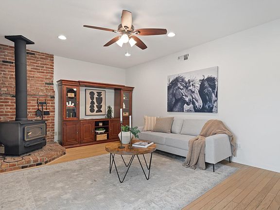 5th image of 1312 Glenwood Drive