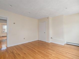 31 6th St #2, Cambridge, MA 02141