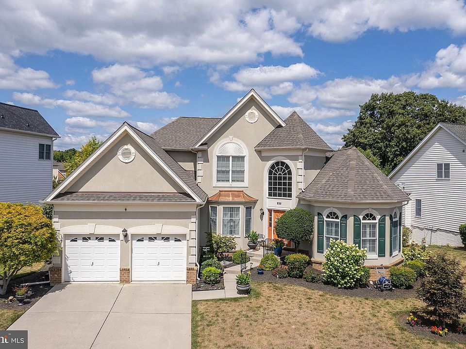 1st image of 938 Meadow Ct