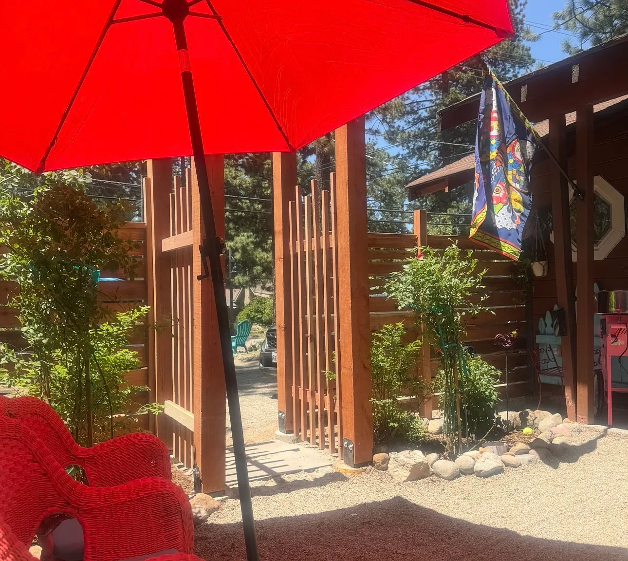 2 bed, 700 sqft, $2,250 — Photo 2