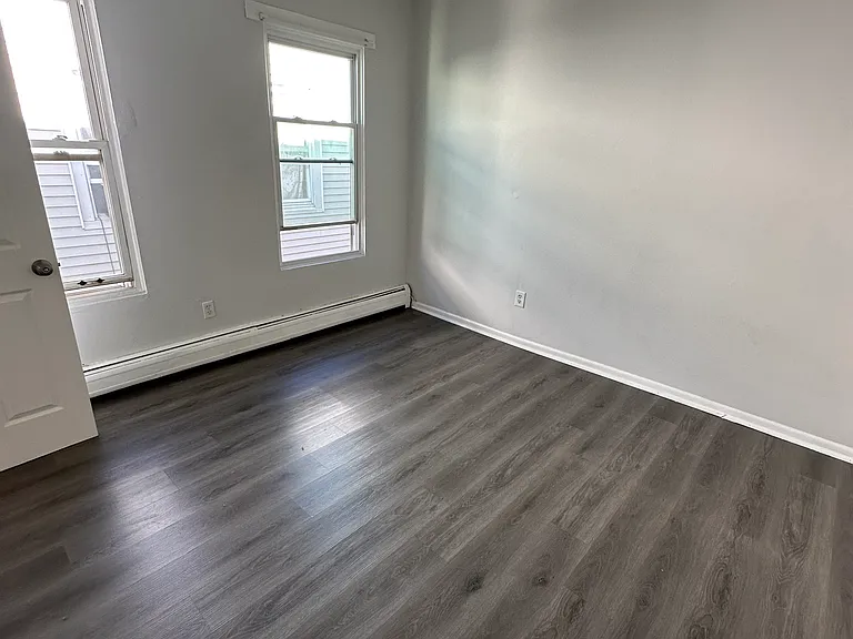 653 Union Ave #3 — Photo 6