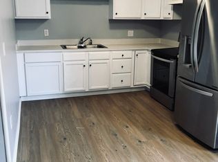 426 Delaware Ave #A, Palmerton, PA 18071