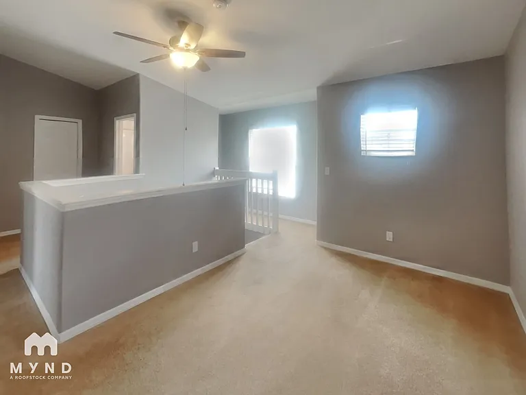5372 Neil Dr — Photo 10