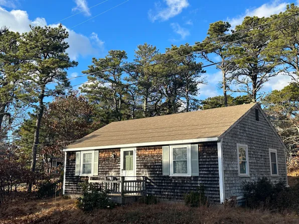 65 Hiller Avenue, Wellfleet, MA 02667