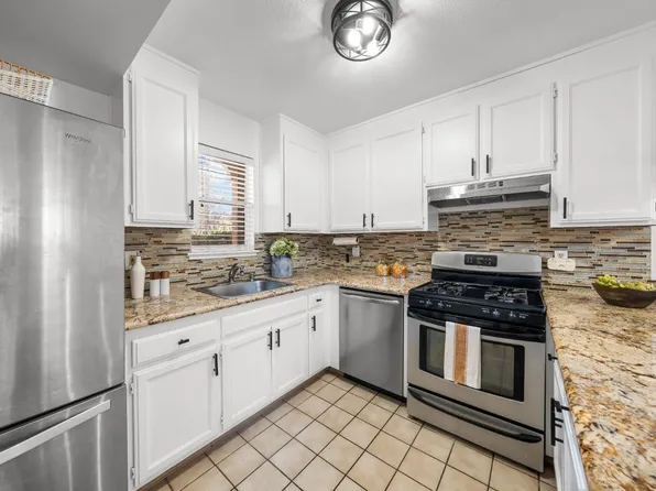 1757 Burgundy Court, Petaluma, CA 94954