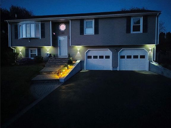 2nd image of 166 Mohawk Dr