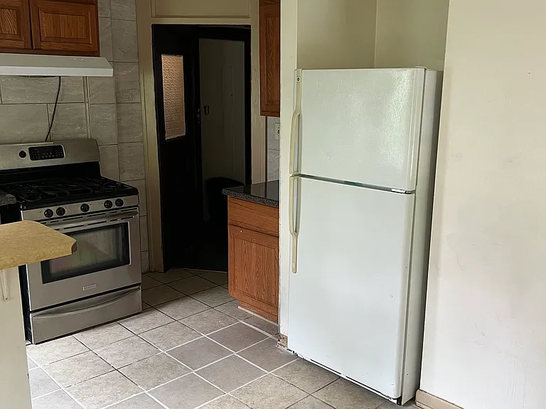 1702 E Geneva Pl #1 — Photo 8